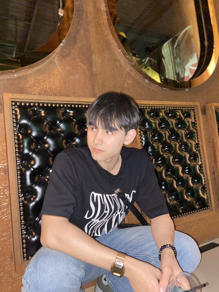 Drake Laedeke on Twitter: &ldquo;ปวดคอมั๊ย?&rdquo;