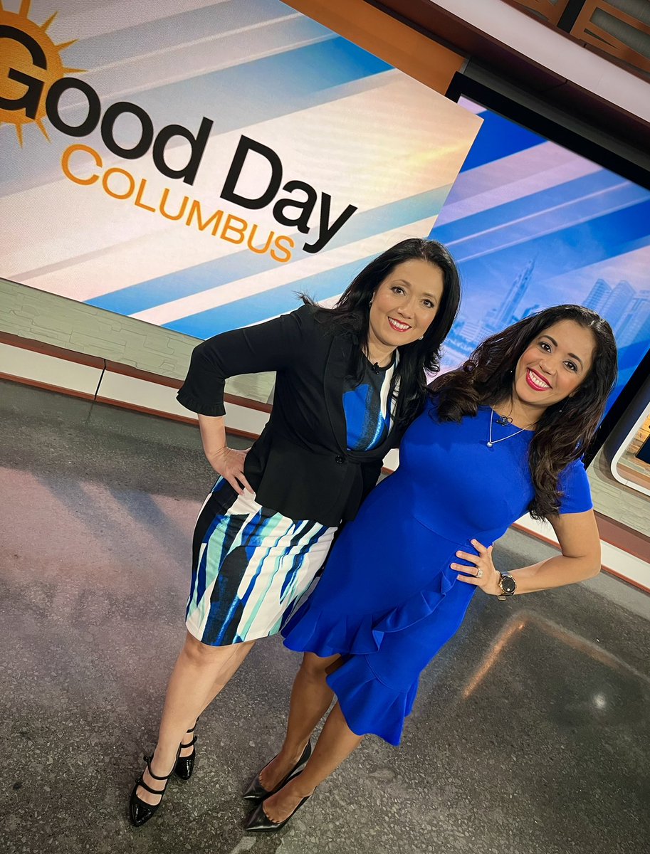 JackieOrozco27's tweet photo. No color wheel required! 😜 My lovely co-anchor @mariawsyx6 &amp; I coordinate telepathically 🤣 #Twinsies #TwiningIsWinning Join us, we’re on right now until 10am! ☕️ 📺 https://t.co/SkBMqRYyGp