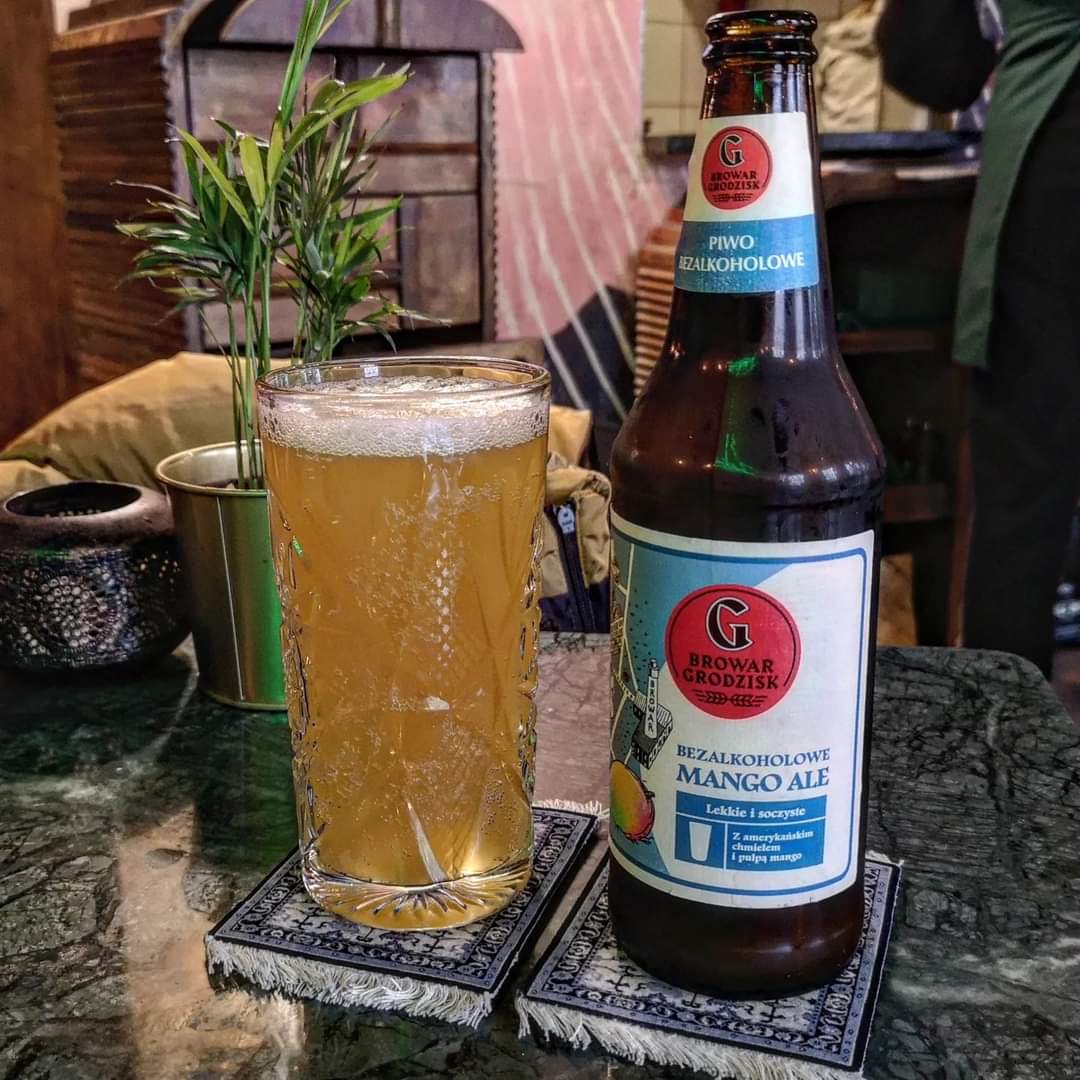 brunnenbraeu's tweet photo. Browar Grodzisk - Bezalkoholowe Mango Ale (****)<0,5%
#beeronthecarpet
#browargrodzisk #grodzisk #mangoale #ale https://t.co/ot1LSMzfrl