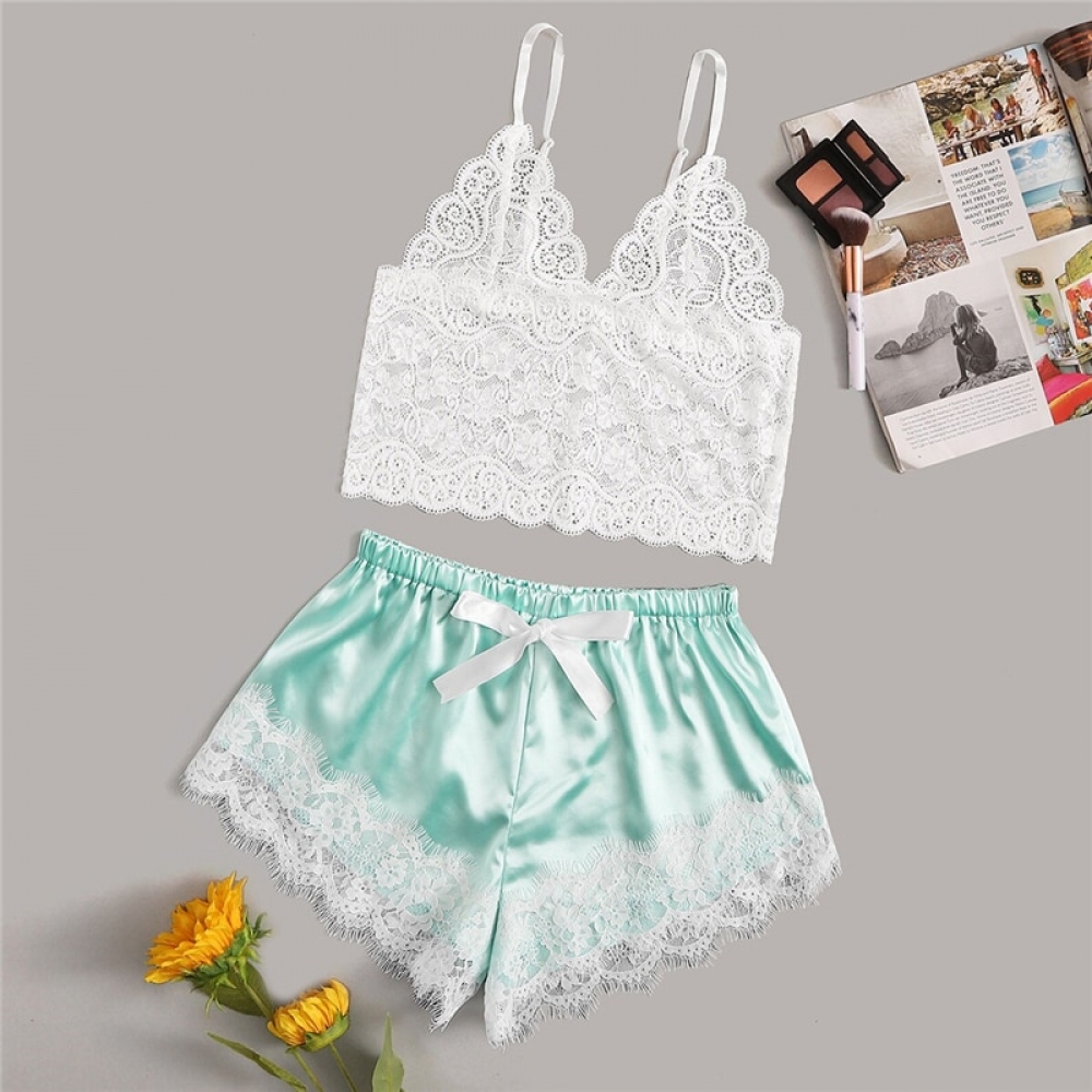 #promo #love Women's Floral Lace Decorated Cami Pajama Set lingerieio.com/womens-floral-…