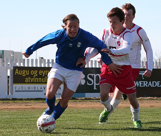 Leikdagur!⚽️

Andri Geir Gunnarsson slagurinn!🤜🏻🤛🏻

2. umferð Mjólkurbikarsins!🥛🏆

14:00 í Miðgarði gegn KFG! ⏱

Stuðningsfólk ÍH hittist á 220 bar kl. 12:00 og marserar þaðan í Miðgarð. 🗣