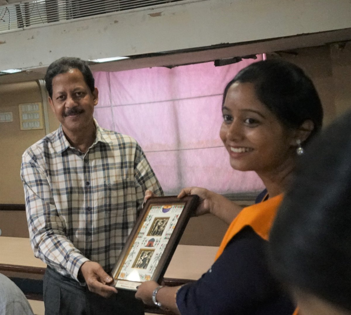 CYSDOdisha's tweet image. Amazing experience to have an interactive session with 31 enthusiastic OAS Probationers (2019 Batch) at #CYSD on April 6, who are undergoing training at  #GopabandhuAcademyofAdministration, Odisha 
Topic: #CollaborativeFramework between Govt &amp;amp; CSOs Functioning of CSOs in Odisha