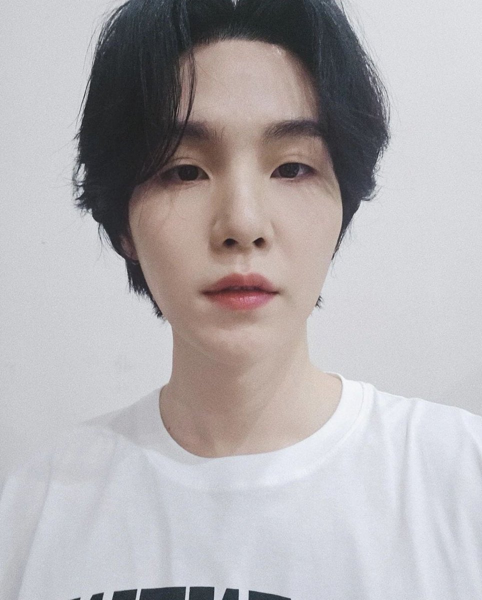 instagustd's tweet photo. 230408 | 30 https://t.co/bdHCf1nWzT