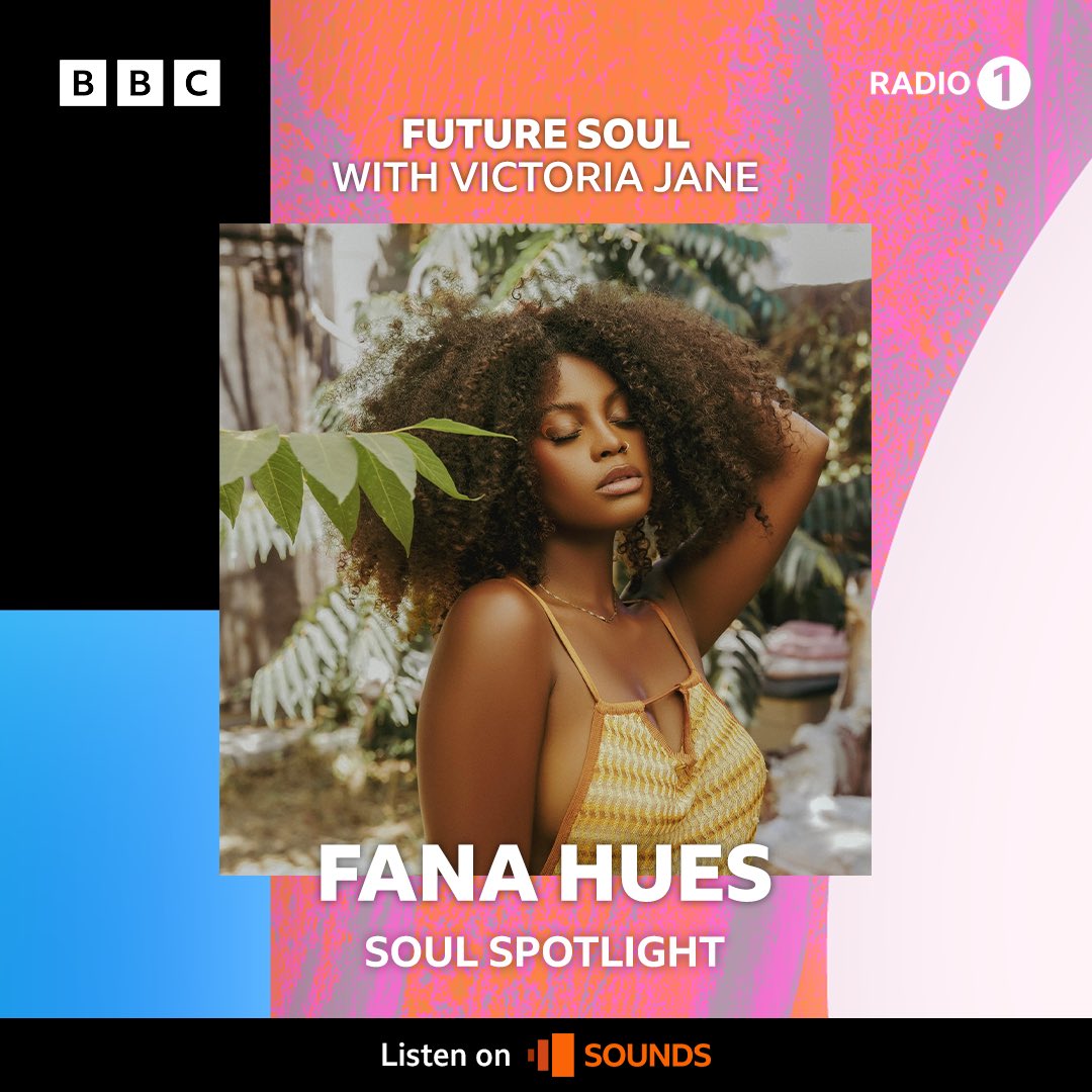 __victoriajane's tweet photo. The stunning @fanahues joins me on my @BBCR1 #FutureSoul show 😮💨
🔊 @flolikethis ‘Fly Girl’ is my #VicsPick for April
🔊 + I’ve got so much new music to play you👀
🔊Listen live from midnight tonight or back via @bbcsounds 🤍 https://t.co/QJ9MEkQwG9