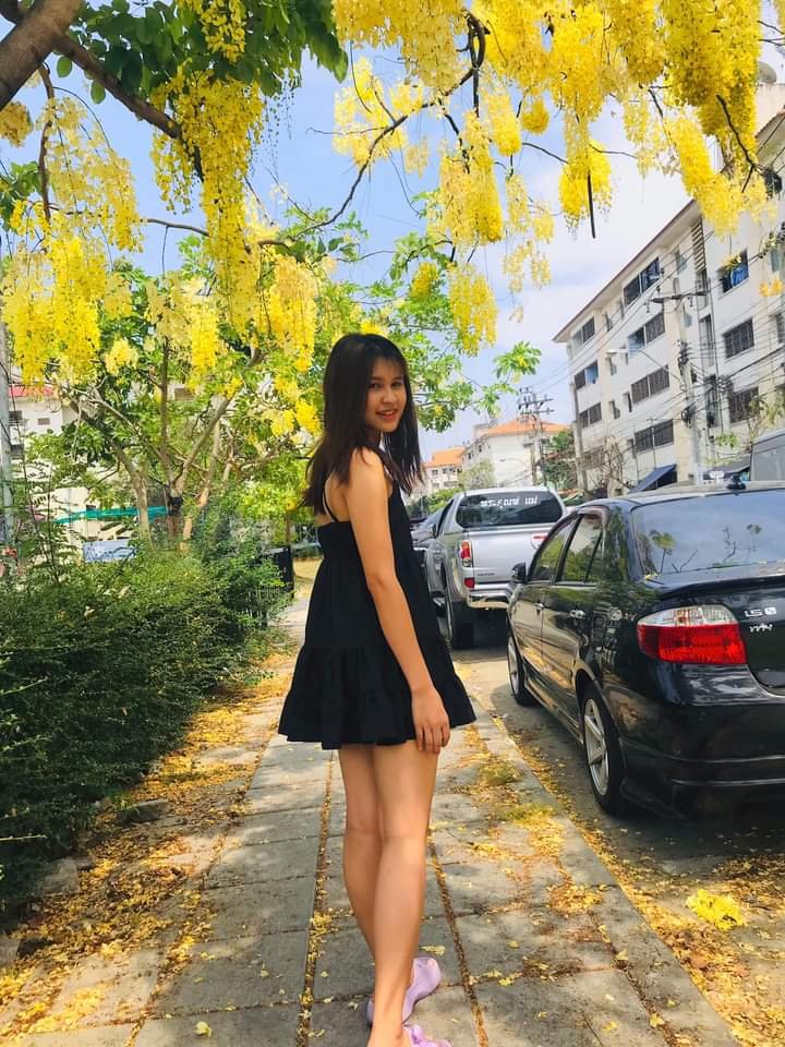 Merry15619570's tweet photo. မြို့ပြတစ်နေရာ 💛💛 https://t.co/QRC0RwRLCL
