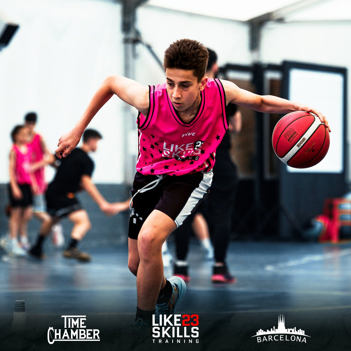 LIKE23 TiemChamber Barcelona ❤
Skills de la mano de "Joshua Villarreal" 🇺🇸 🏀🔝