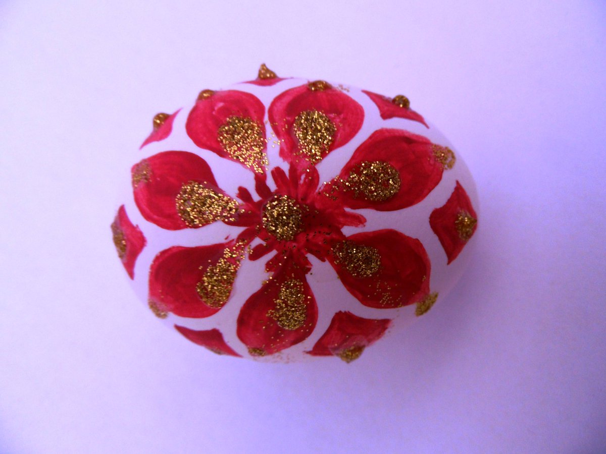 cbm2577's tweet image. That's my painted eggs back during my #PhD days !! Missing painting eggs during Easter and #egghunt fun from my days abroad !! #loveforart #Easter2023 #EasterBunny