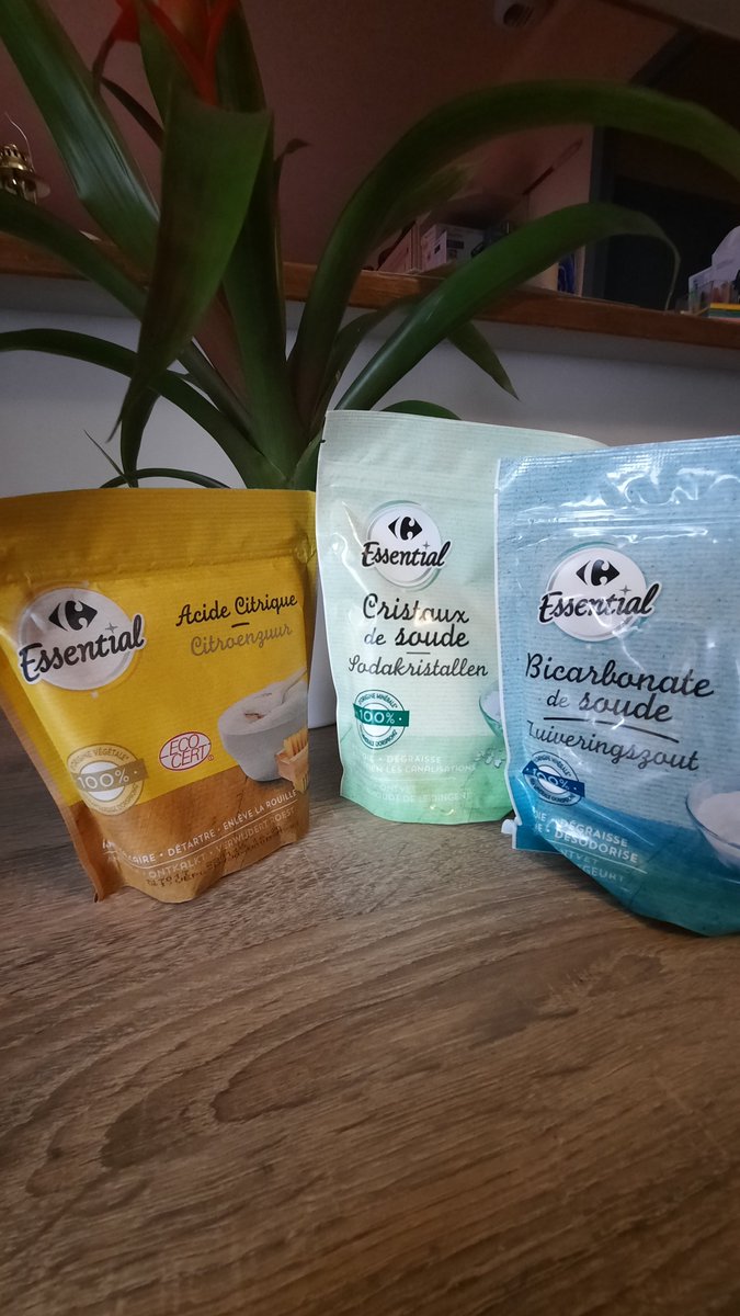 lisatesteuse's tweet photo. Test du moment avec le site Trnd : recette simple et efficace pour réaliser des tablettes lave-vaisselle avec les ingrédients bruts Carrefour Essential. #MesTablettesDIY #CarrefourEssential #CarrefourFrance https://t.co/yWBb1gkr2c