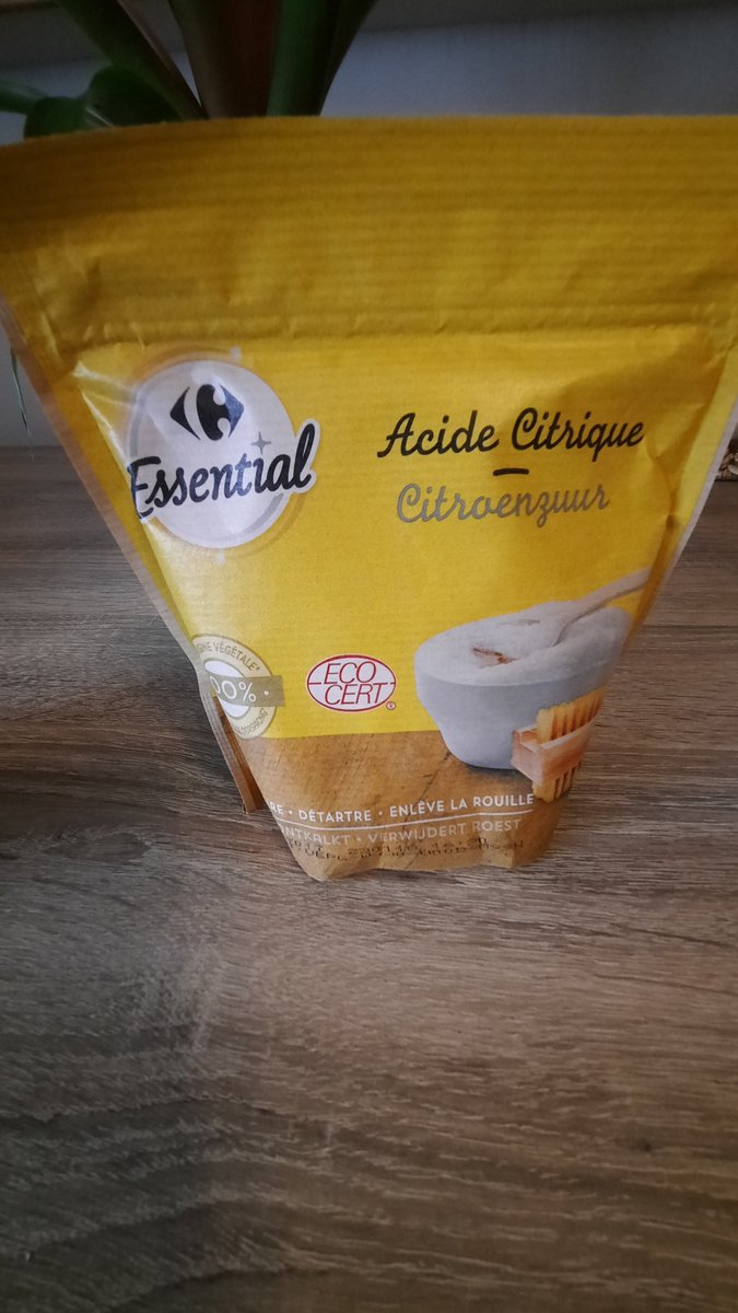 lisatesteuse's tweet photo. Test du moment avec le site Trnd : recette simple et efficace pour réaliser des tablettes lave-vaisselle avec les ingrédients bruts Carrefour Essential. #MesTablettesDIY #CarrefourEssential #CarrefourFrance https://t.co/yWBb1gkr2c