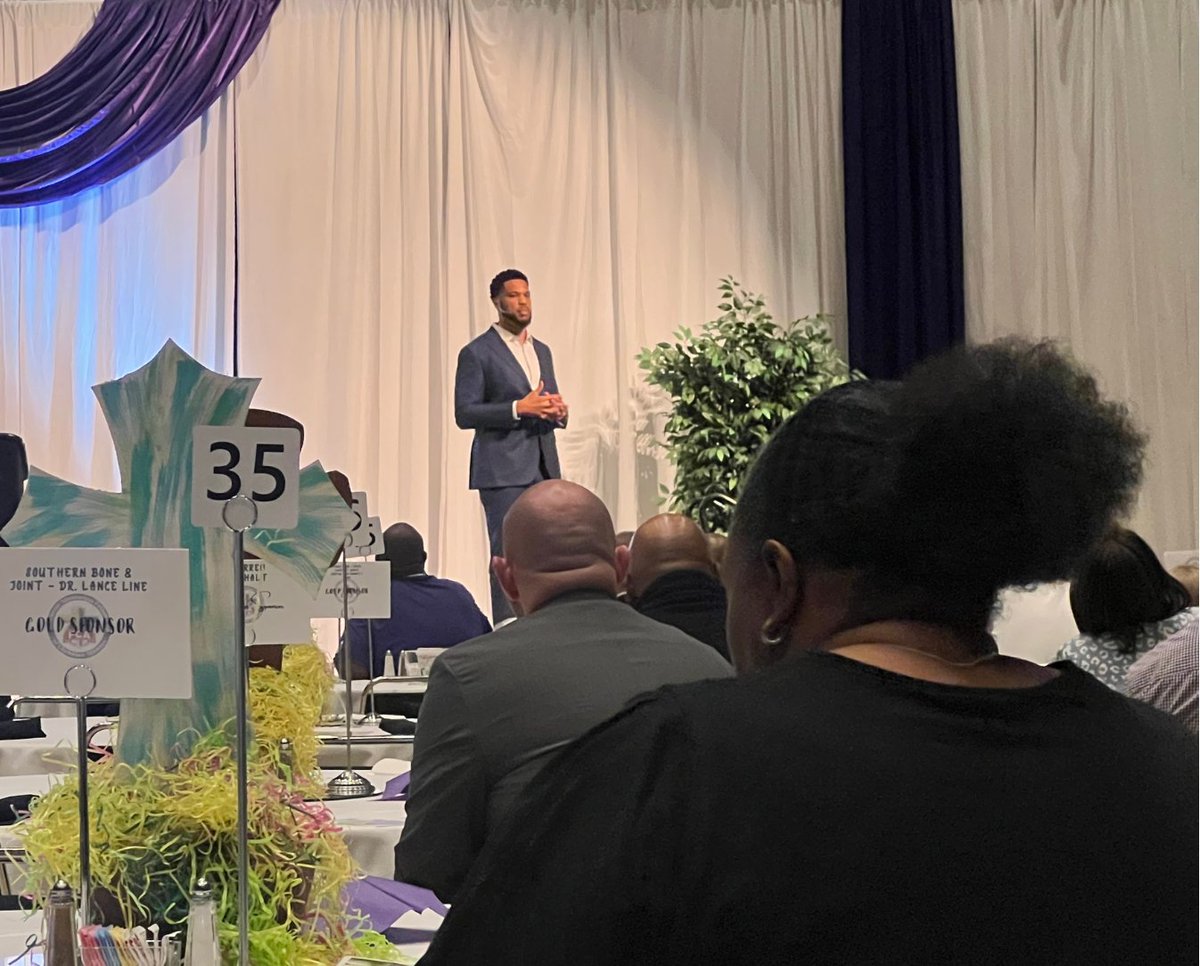 spotesfca's tweet image. The 11th FCA "Good Friday' Breakfast of Champions celebrated over 80 "Champions of Character", several life-changing coaches and more importantly,...what a relationship with God has the capacity to do on a field, a court, a gym, on and off a campus.  
Real good morning!
#Matt28:6