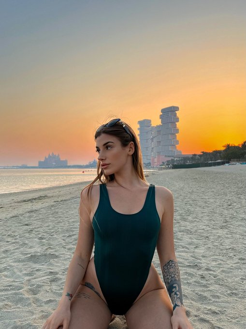 💫☄️✨ https://t.co/GEGX4DCrAw