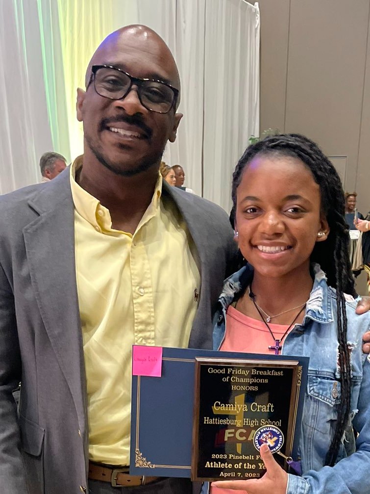 spotesfca's tweet image. The 11th FCA "Good Friday' Breakfast of Champions celebrated over 80 "Champions of Character", several life-changing coaches and more importantly,...what a relationship with God has the capacity to do on a field, a court, a gym, on and off a campus.  
Real good morning!
#Matt28:6