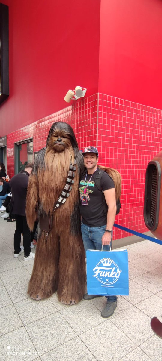 Let the wookie win
#StarWarsCelebration #StarWarsCelebration2023 #Wookie
