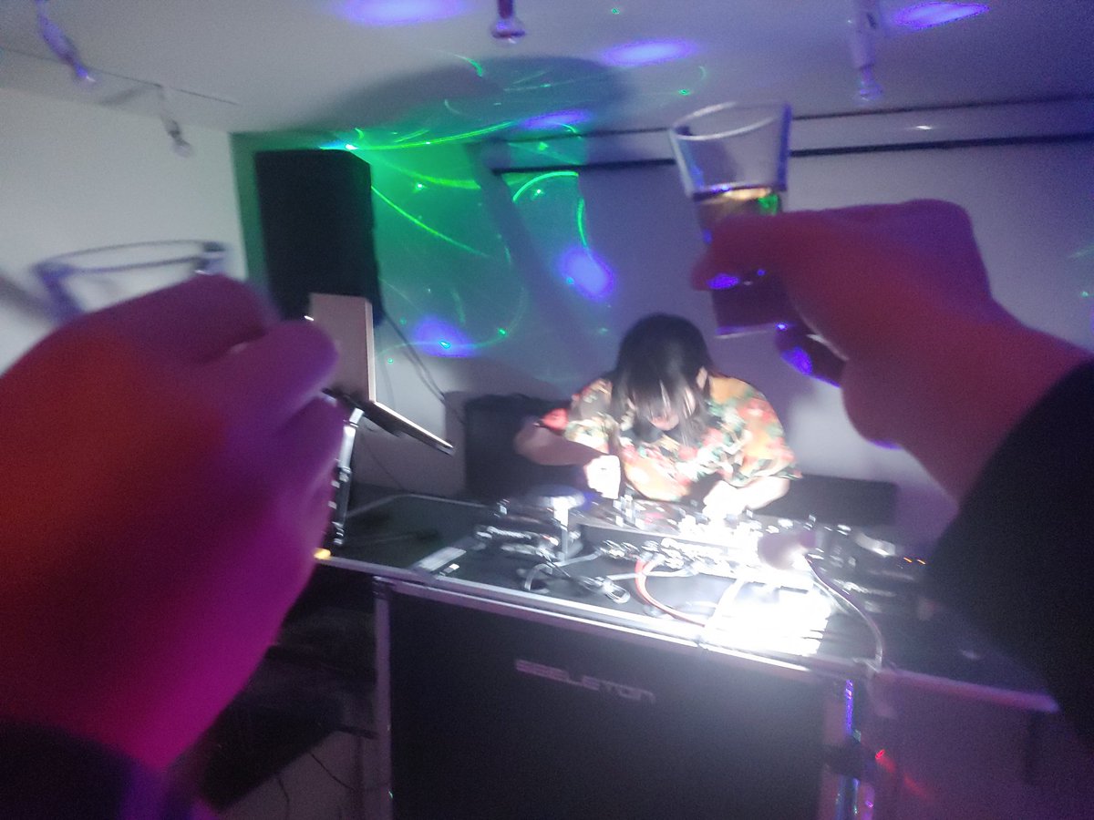 dj_grfchh's tweet photo. 儀
#3strangers https://t.co/Ncr9JU7Zuk