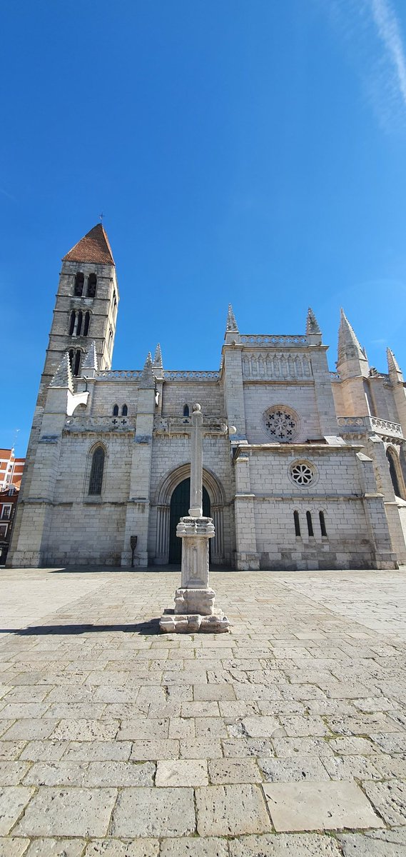 Presumiendo de mi ciudad...

Valladolid

Semana Santa 2023

Iglesia ⛪️  de Sta Mª de la Antigua
Más info:
provinciadevalladolid.com/es/valladolid/…

#puceleando
#pucela
#Valladolid 

#SemanaSanta2023