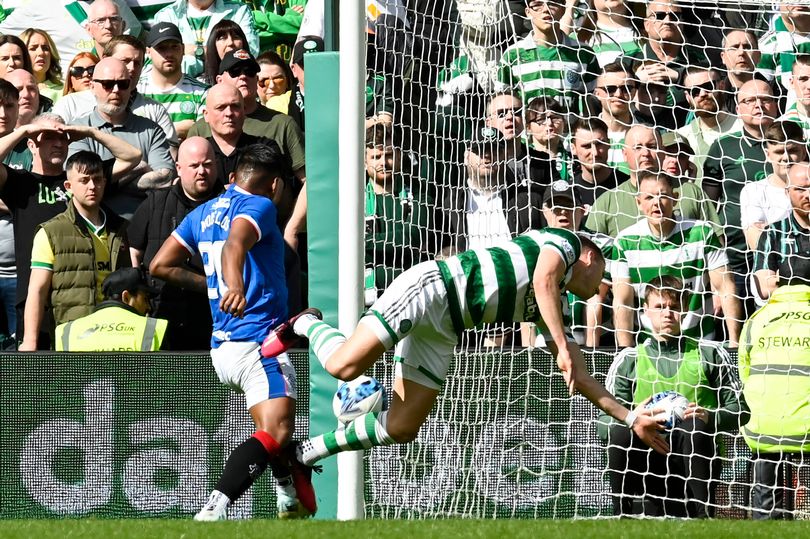 🗣️ "Nick Walsh, come and tell us what you're seeing, son. Honestly."

Ally McCoist in blistering attack on Rangers disallowed Morelos goal and 'incompetent laughing stock' VAR in Celtic clash

🔗 bit.ly/3zG7UFZ