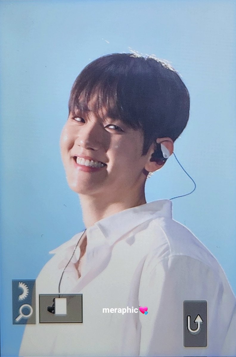 요띠 tweet media