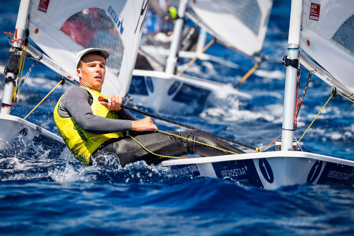 A golden day on the water ⛵ @MickyBeckett successfully defends his @TrofeoSofia title with victory in the ILCA7. And he wrapped it up with a day to spare 🙌
