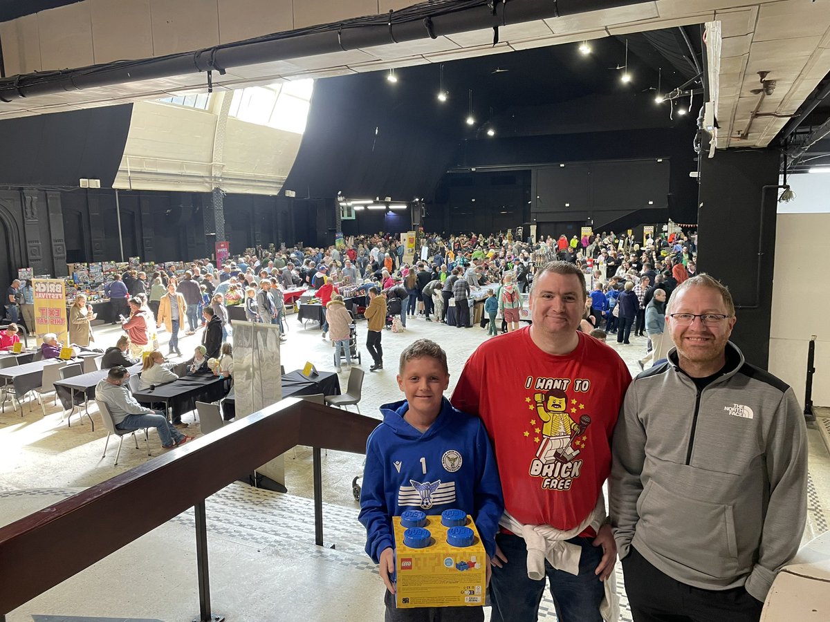 Liz Midwinter tweet media