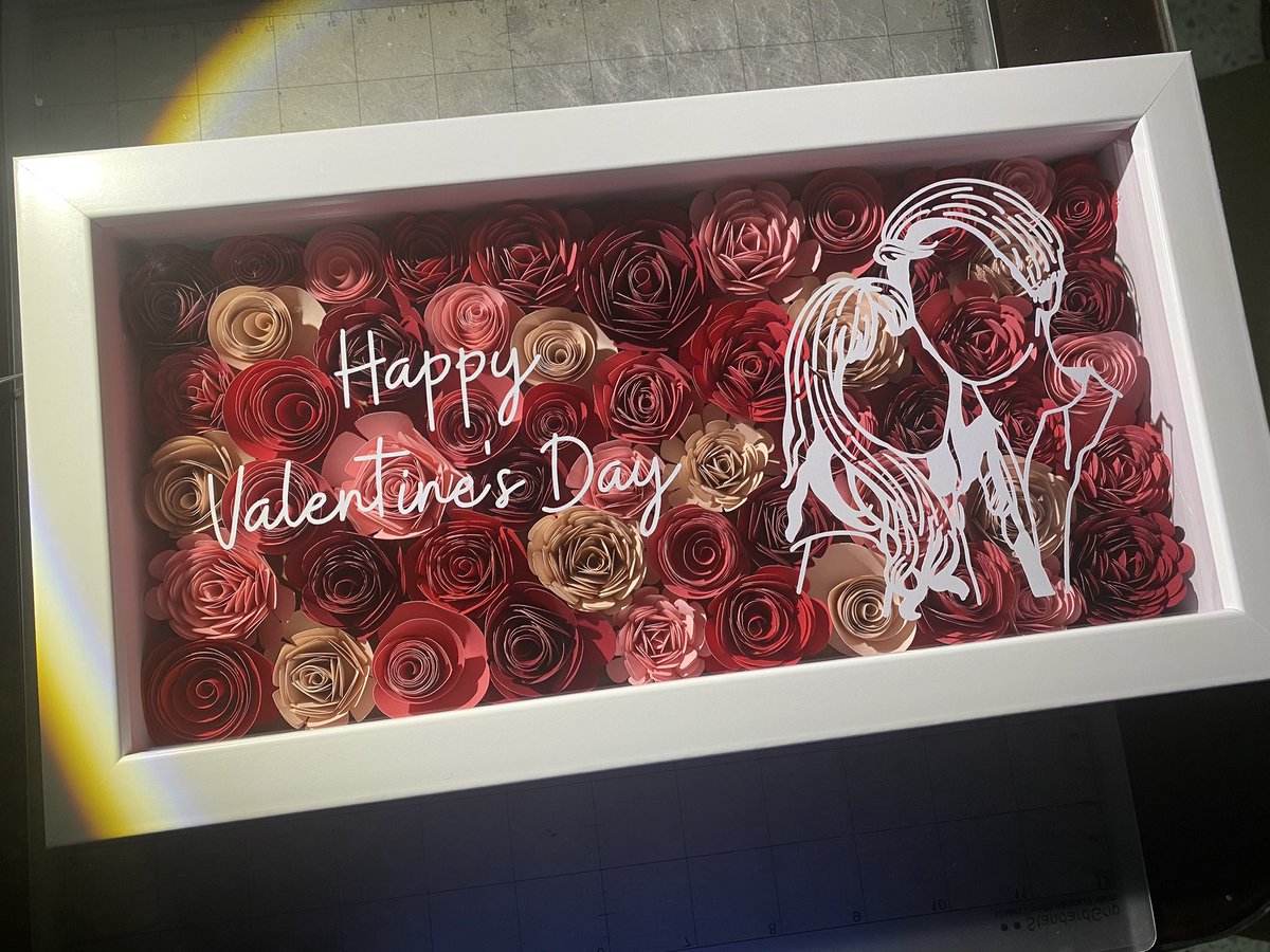 LatishaDiary's tweet photo. Happy Valentine’s Day

📅คิวส่งล่าสุดวันที่ 17Apr

Size : 6*12 “
💰: 8️⃣5️⃣5️⃣
✏️: 1️⃣5️⃣0️⃣
Outline : @GRcpTHbyNgor 
Free shipping

Dm for info 💖

#latishadiary #floralshadowbox #flowerframe #gift #handmade #anniversarygift #ของขวัญ #กรอบดอกไม้ #ของขวัญให้แฟน #ของขวัญวันครบรอบ https://t.co/AWu4pHoVhX