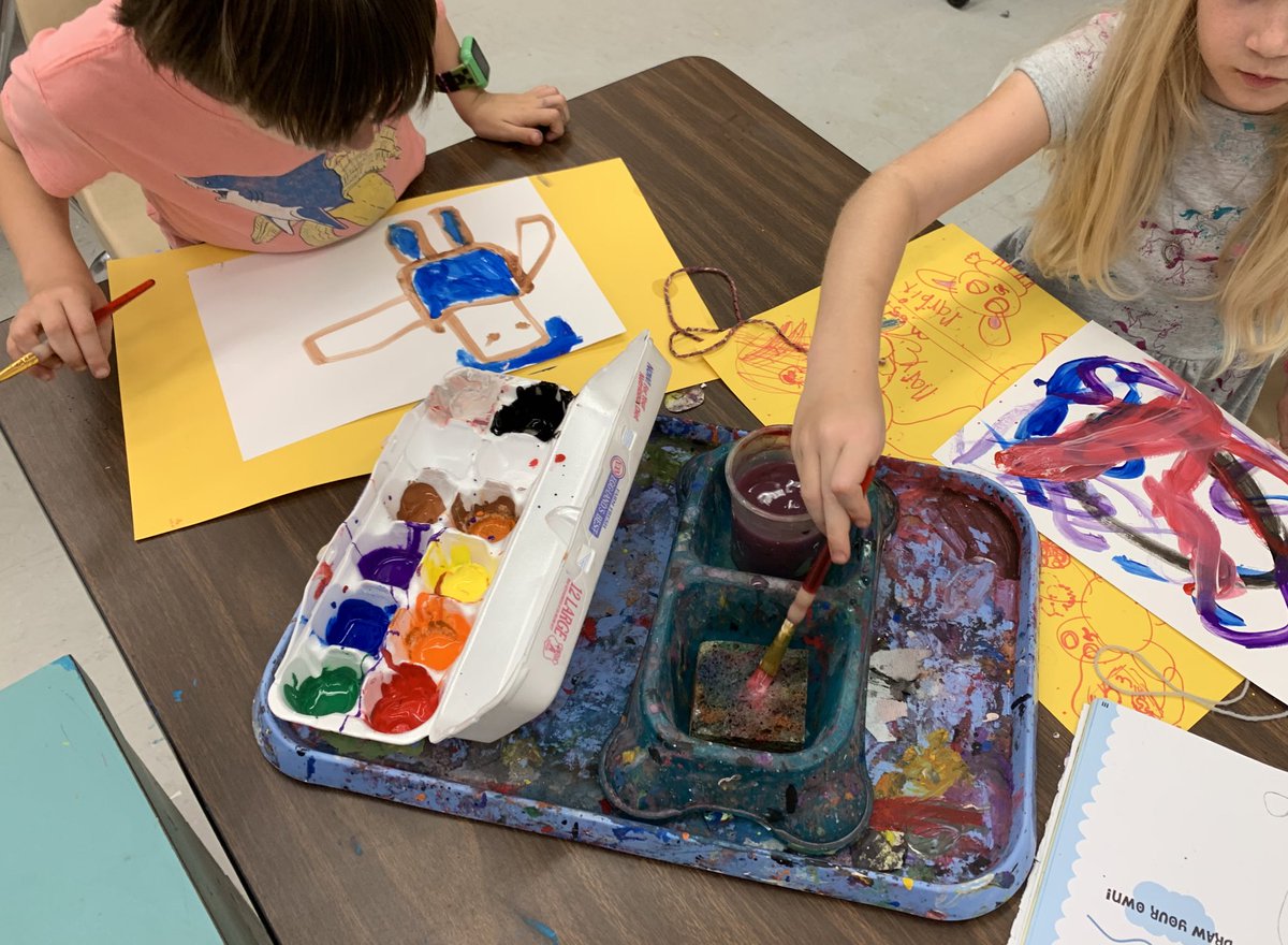 mrs_interdonato's tweet photo. First graders are getting ready for next year by transitioning to the studio centers the second graders use. This week we introduced painting! @HorizonElem89 https://t.co/JoMyW6Mabt