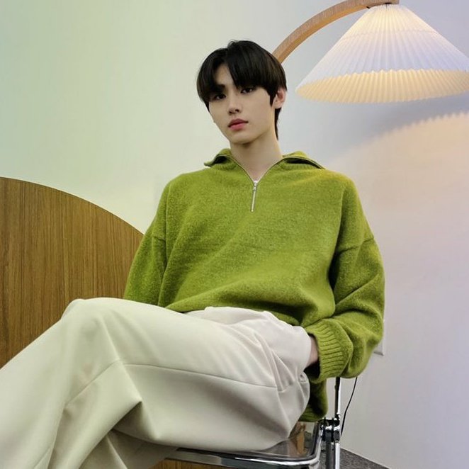 sahisushii's tweet photo. us in green

#SUNGHOON #ENSD #ENGENESelcaDay #ENGENE_selca_day #ENHYPEN https://t.co/PIZbzePQP0