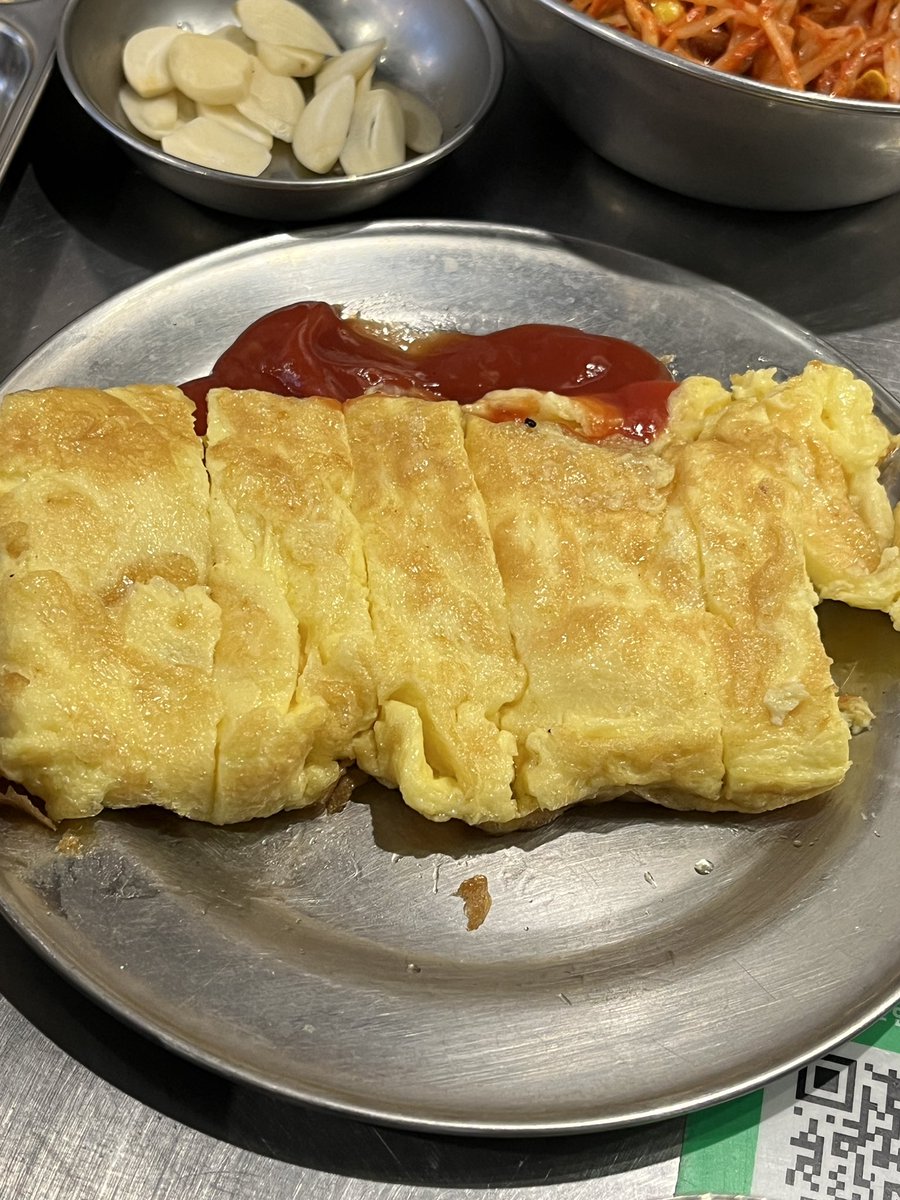 newgooya's tweet photo. 저녁.. 막창 계란말이 비빔면 불닭발 https://t.co/DPGAxwVJEc