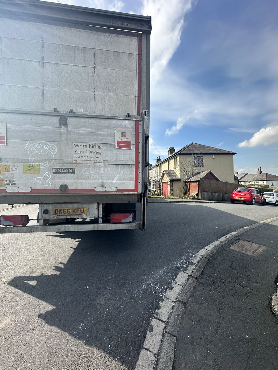 Bingham14Max's tweet photo. @BandQ Do you really think this is acceptable for this parking? https://t.co/Iv4PBCr06L