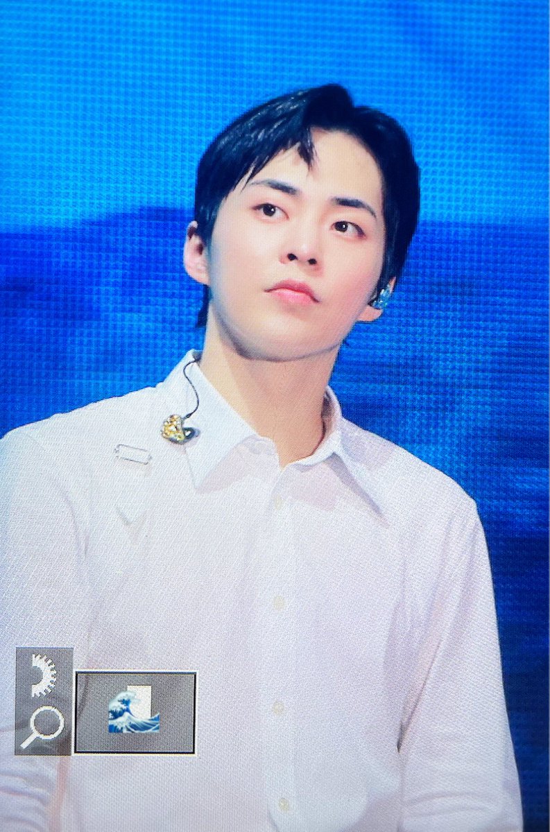 dive900326's tweet photo. 230408 #시우민 #XIUMIN https://t.co/4eJkTtmolb