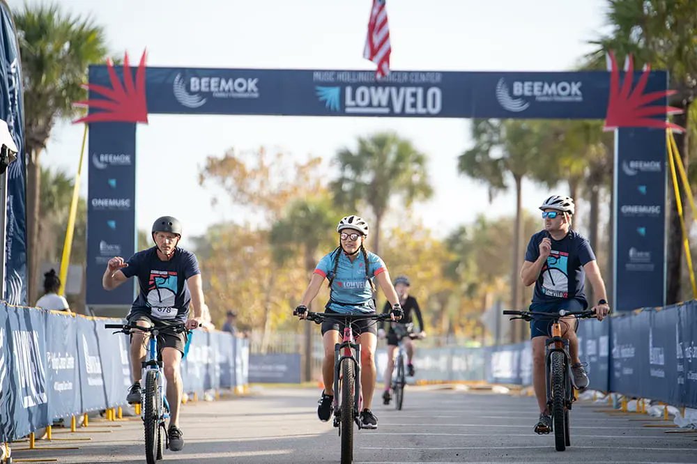 MUSCFoundation's tweet photo. “I ride because research brings new treatments, and new treatments bring hope for that next family that's going through what we went through." 💙 Registration is open now for @lowvelo 2023. https://t.co/YabL95fOSW #LOWVELO #changingwhatspossible https://t.co/SlqVLUmrK5