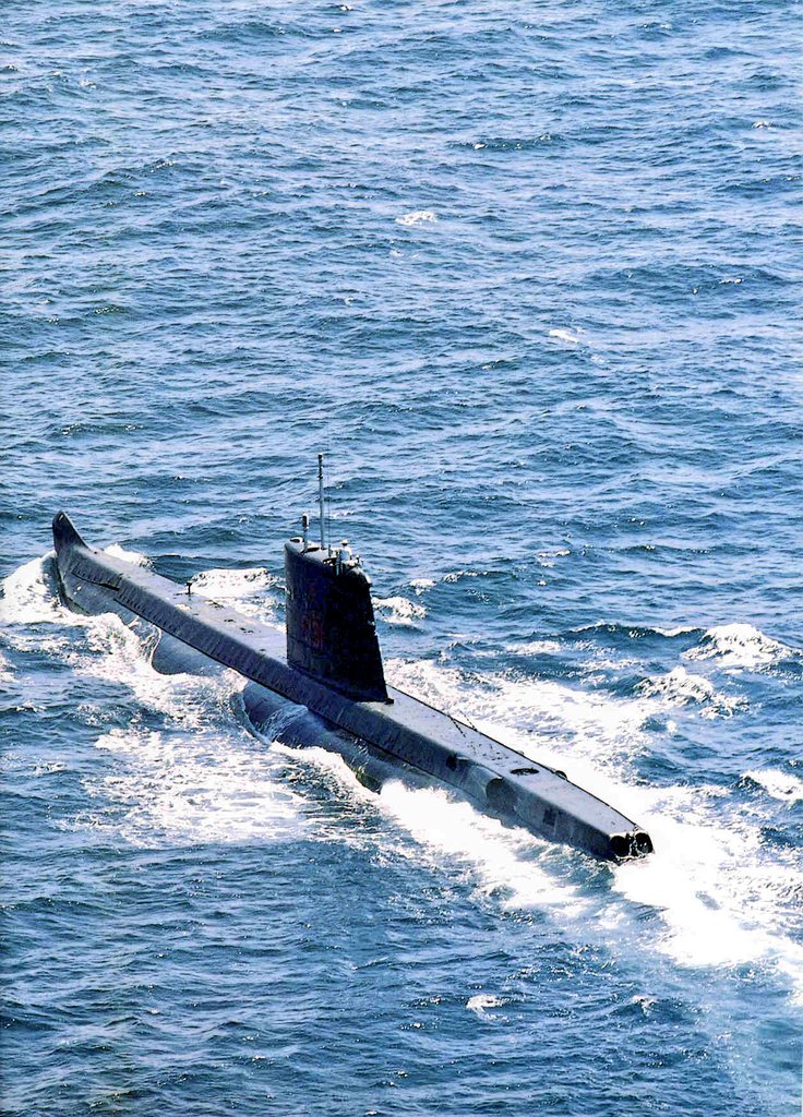 Submarines 

#PNSHangor S131 🦈
(1970-2006)
Hangor Class/Daphné Type

@PakistanNavy🇵🇰