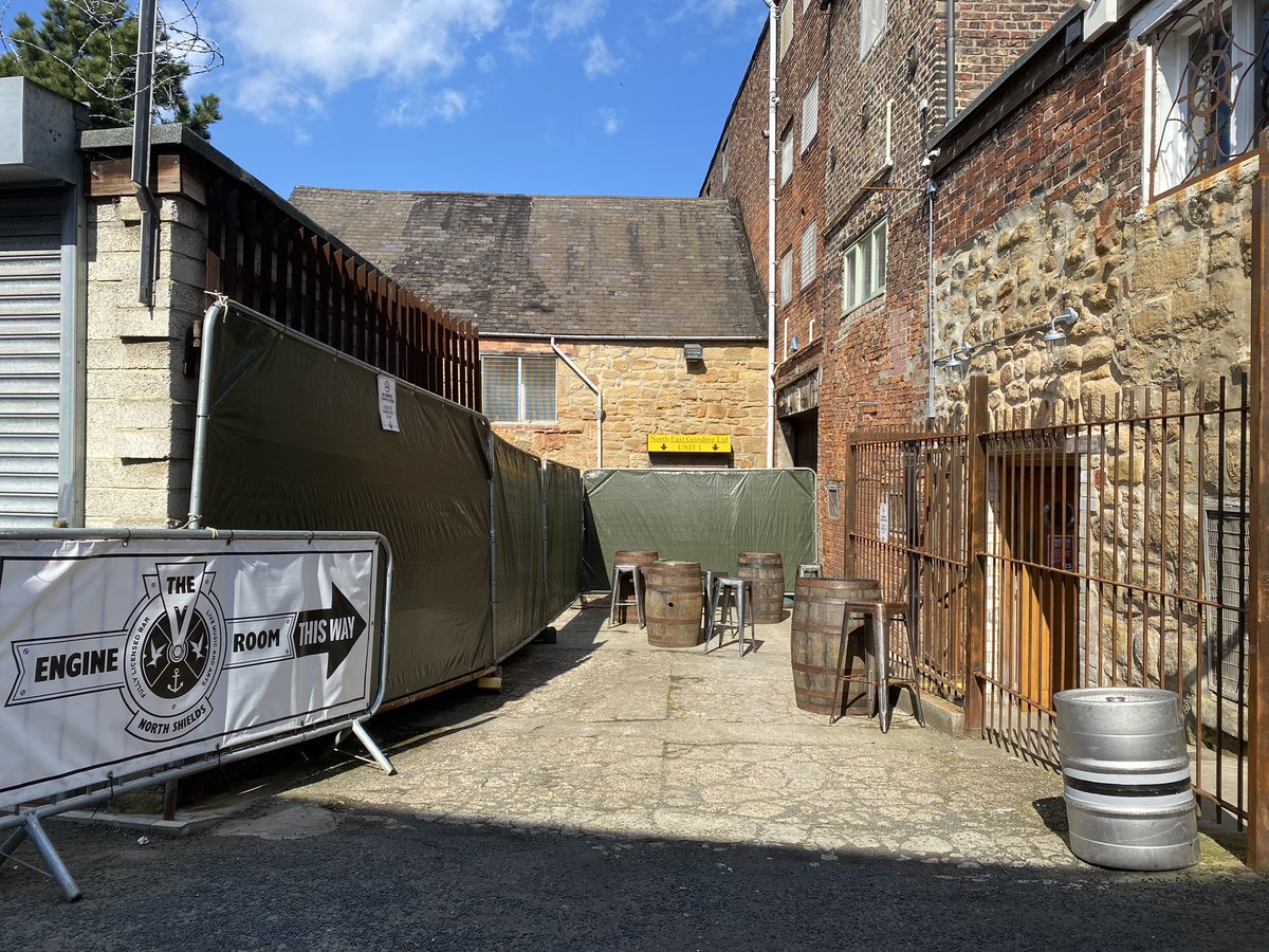 TERNSVenue's tweet image. It seems Spring is here! Our beer yard is Open and we have some great beers from @threekingsbeer @fullcirclebrew @BlackSheepBeer @campervanbrew