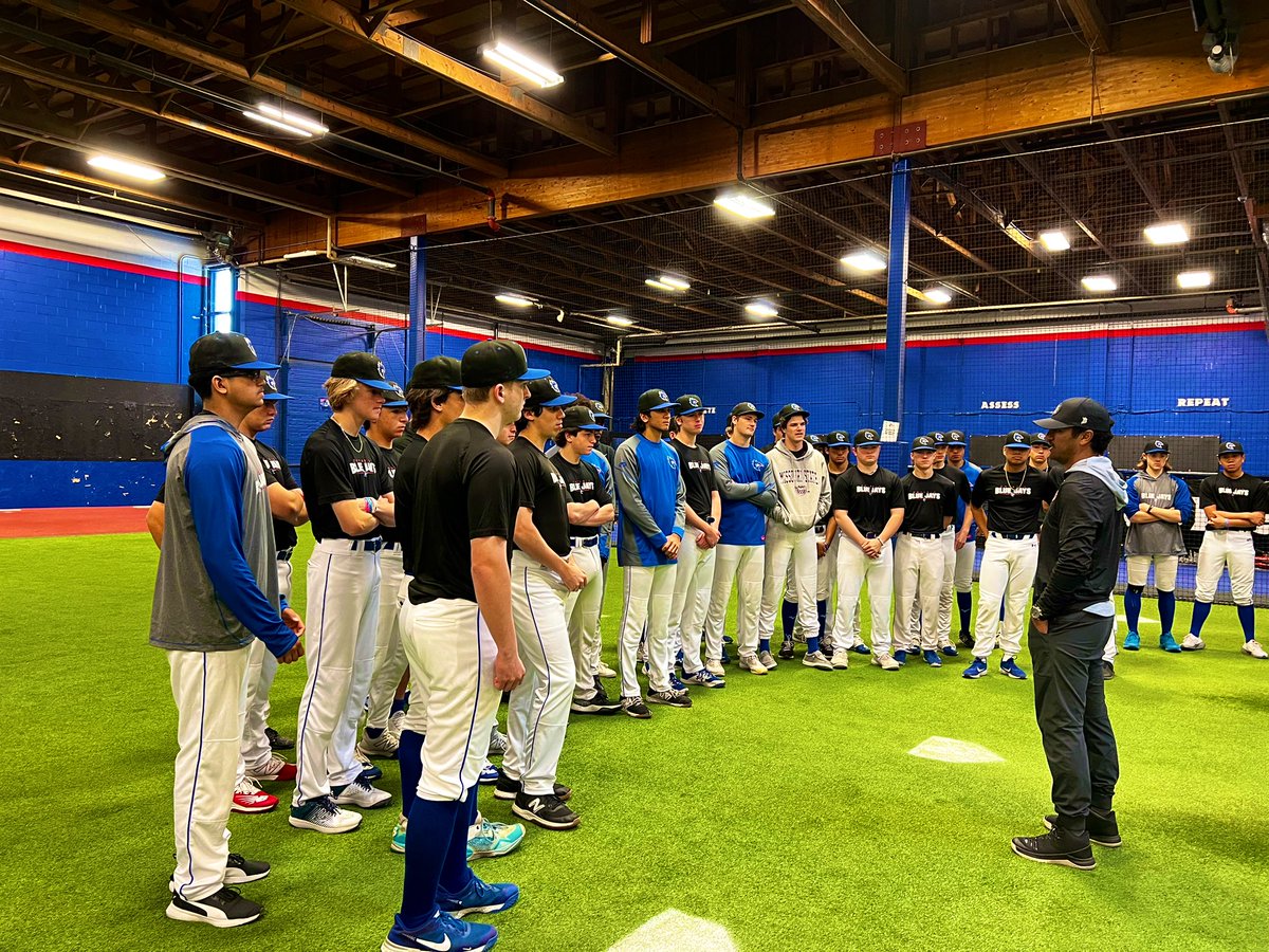 Fired up for this one today with the @OntarioBlueJays‼️

A loaded roster on-tap with 100+ players from the organization, starting with the arms this morning.

Lock in for all the coverage throughout the day.

@PBR_Ontario || #OBJScoutDay🇨🇦