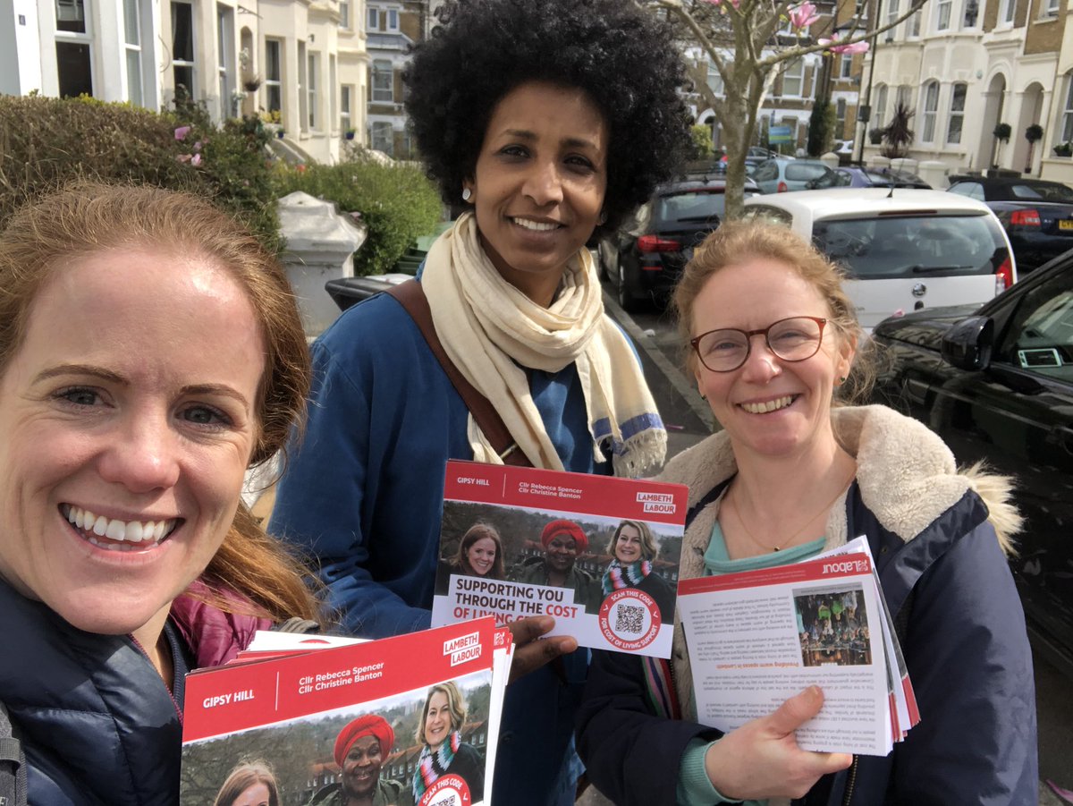 Out & about talking to residents on Gipsy Hill, Camden Hill Road & Beardall Street.

Thank you to all of our residents who took the time to talk about important issues in the area.

#GipsyHill is looking lovely in the sunshine. ☀️