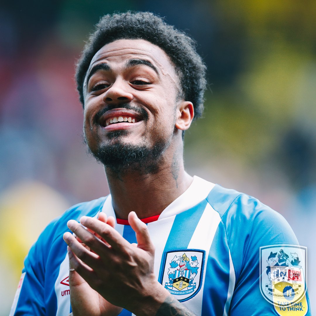 htafc's tweet photo. This boy is back on 🔥🔥🔥

#htafc https://t.co/hMbBKMd3N1