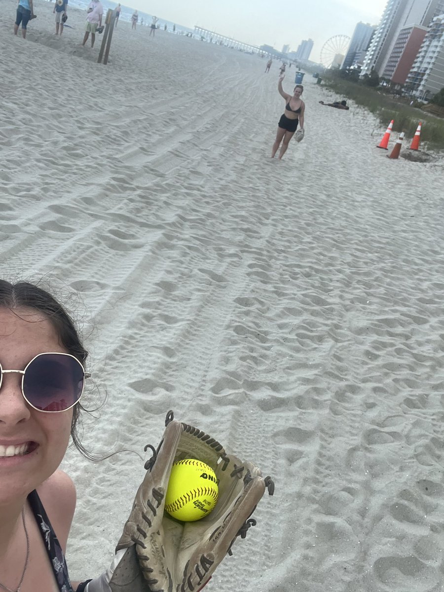 divinechildsb's tweet photo. DC Softball Dedication @HannahKramp @AllisonSurella https://t.co/NqVvL69dtT