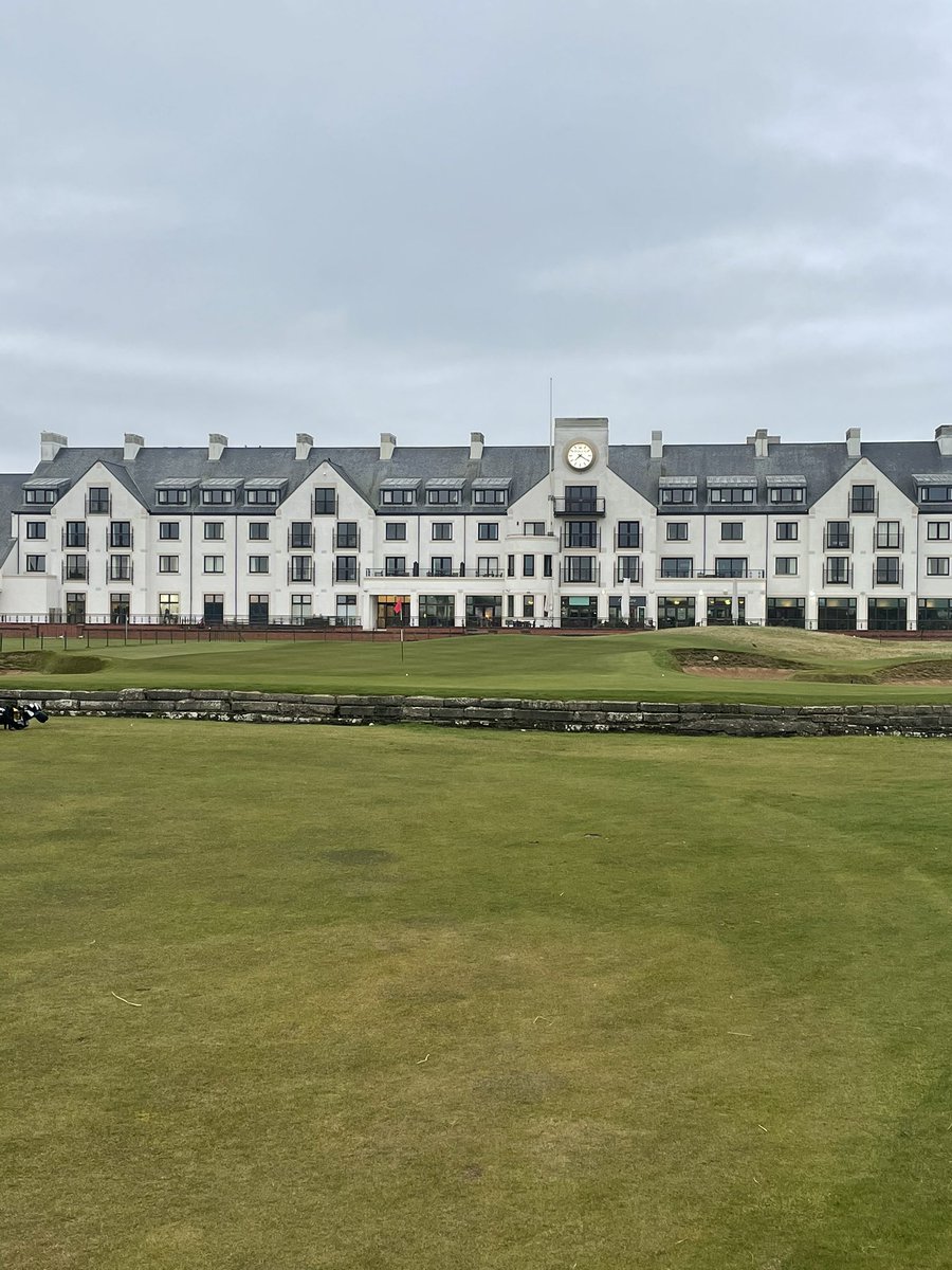 One of the most impressive golf courses I’ve seen.. a credit to the greens staff. A Pleasure to play #carnoustie #links #scotland