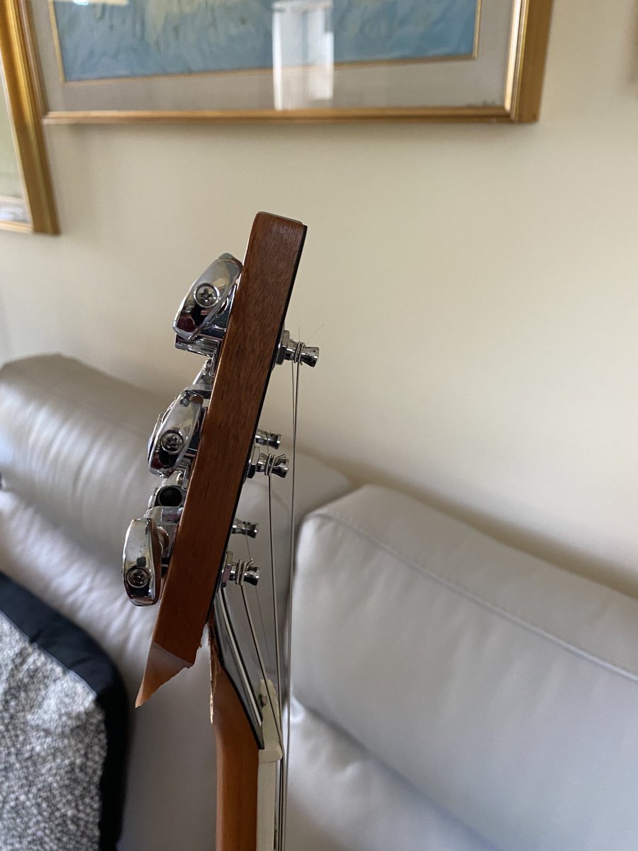 Passava di qui quel tipo di #SanRemo 🎸💔🥀