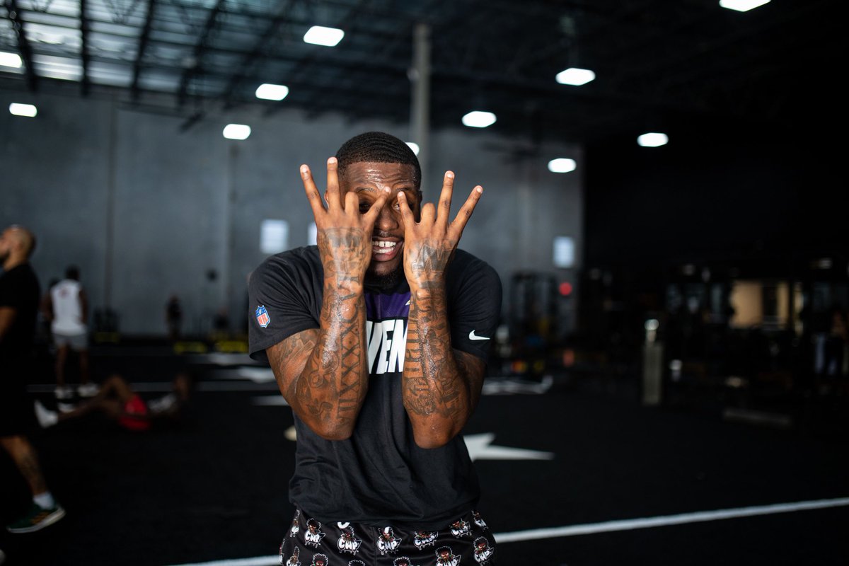 Dhbsambo's tweet photo. We grind harder cuz we know they don’t care, and we don’t either ❗️🦾 https://t.co/GMCgNjWSdD