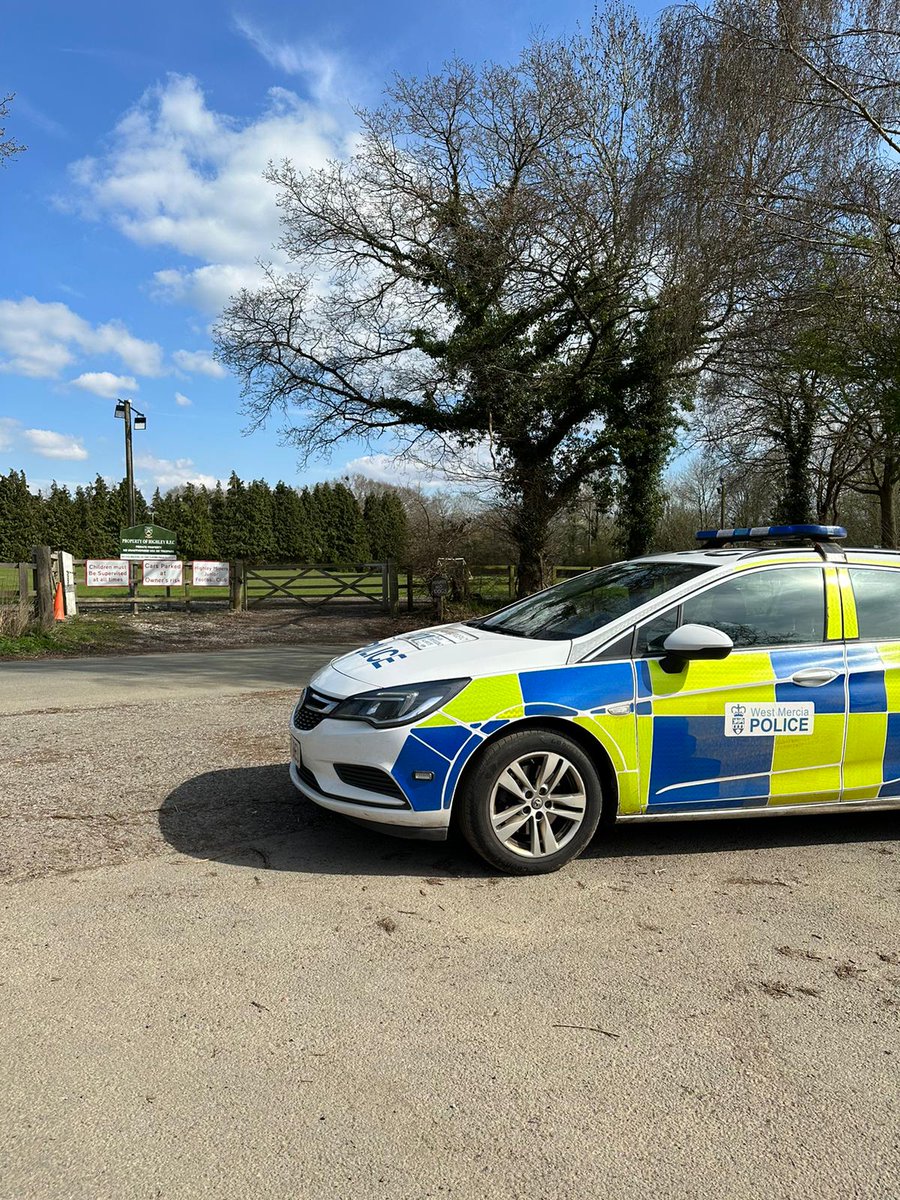 CleoburyCops's tweet image. PC Singh has been patrolling in and around areas of Highley, and conversing with the locals. 
#PolicingPromise #LocalPolice #BlueLights