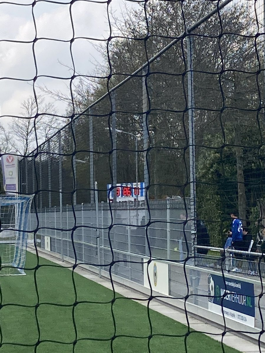 DannyDejonge3's tweet photo. @vvarendskerke 6 plaatst zich voor de halve finale na 3-0 overwinning op drechtstreek 10 https://t.co/ybFHCW8YPR