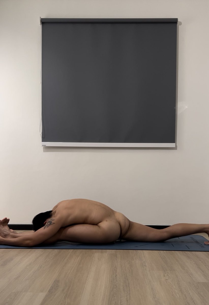 Rlim1284Jeremy's tweet photo. 私信如果想要学瑜伽🧘。
DM if you want to learn yoga https://t.co/aKh46iEM17