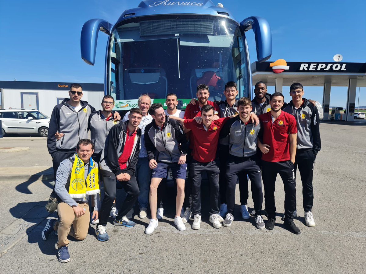 cbalginet's tweet photo. .

👉🏼VAL: De camí a Huesca, parem a Cariñena!

.

👉🏼CAS: ¡De camino a Huesca, paramos en Cariñena!

#elsomnicontinua 
#somosdelebplata 
#safirfruitsalginet
#proymealginet
#maximdomenech
#sanchezpla
#icemi
#sideclimp https://t.co/kVHCyke2PN