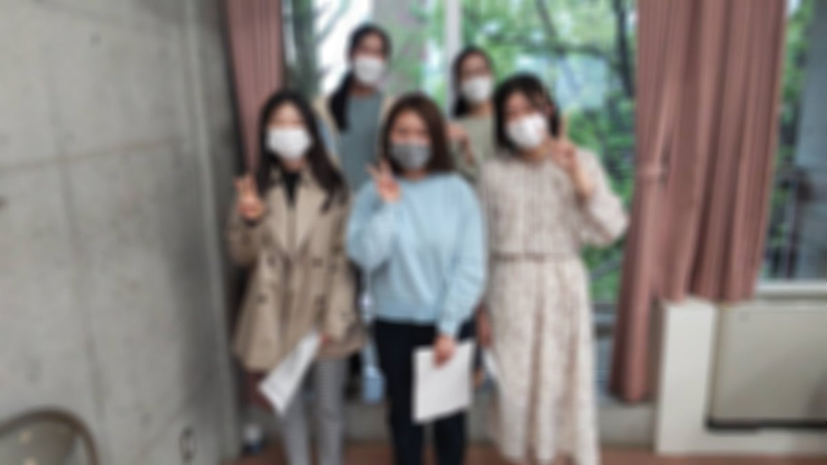 gwc_chorus's tweet image. 【活動報告🌸】
本日は、雅祭の後に女子大第1回目の体験練習を行いました！
途中まで参加してくれた方も含めて7名の新入生が参加してくれました☺
写真は練習後に撮影したものです！
#春から学女 #春からgwc