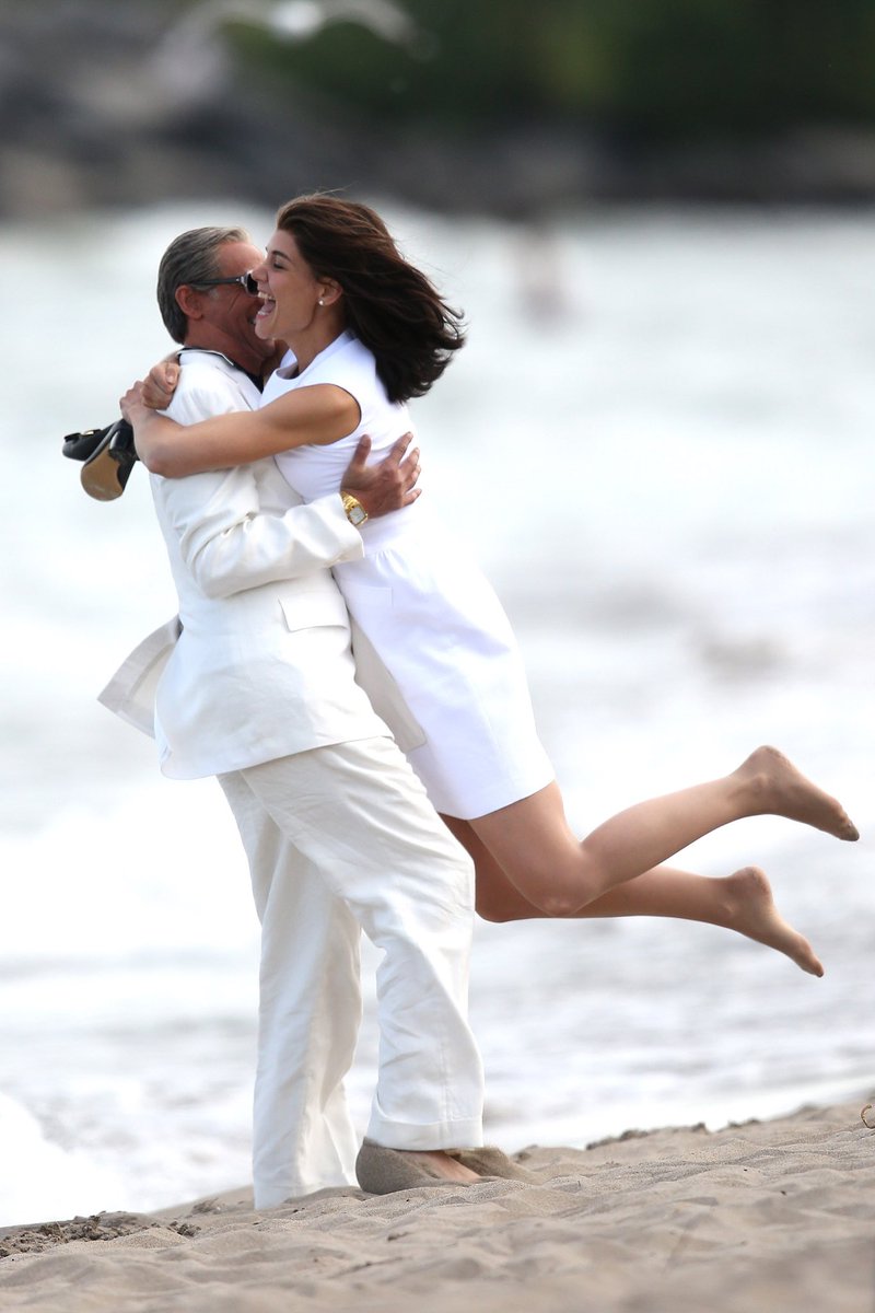 celebhosefeet on Twitter "Katie Holmes nude tights on the beach"