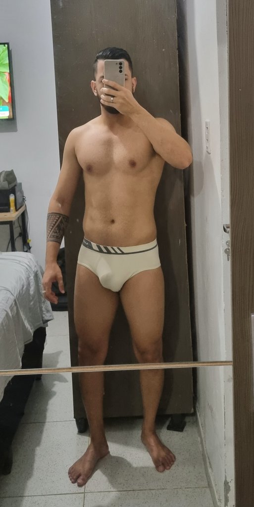 maxdouglas16's tweet photo. Pós banho matinal. https://t.co/9D5gy7N79e