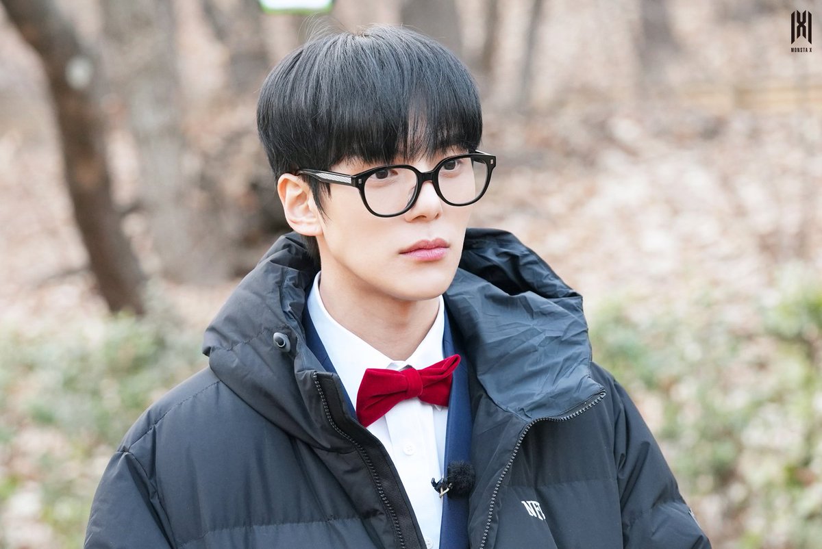 GRRsubs's tweet photo. MX GO behind the scenes photos 230408  #monstaxgo #monmukgo https://t.co/HdIGsQF6ZM