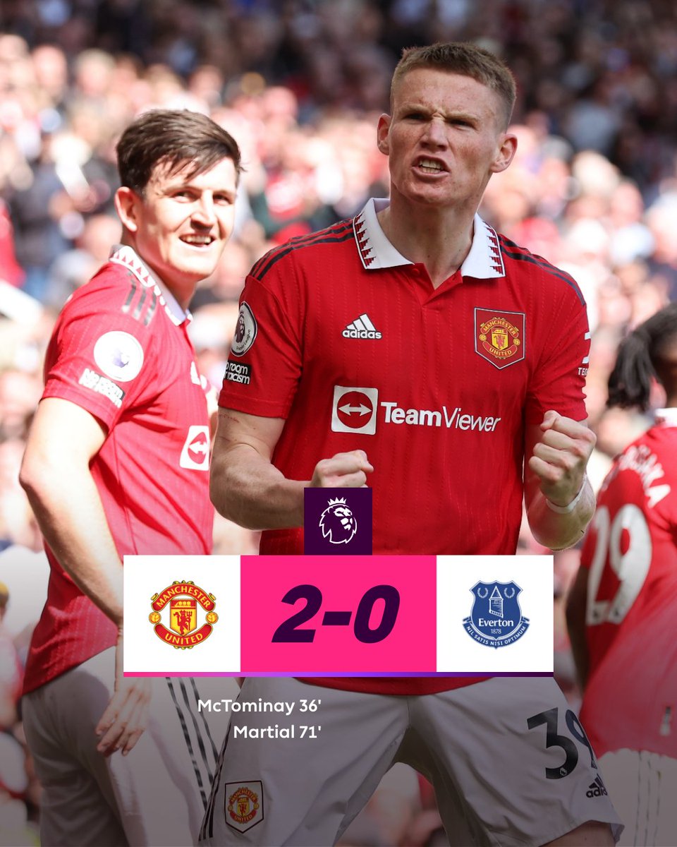 premierleague's tweet photo. .@ManUtd march back into third 🔴

#MUNEVE https://t.co/REadCxQD0j