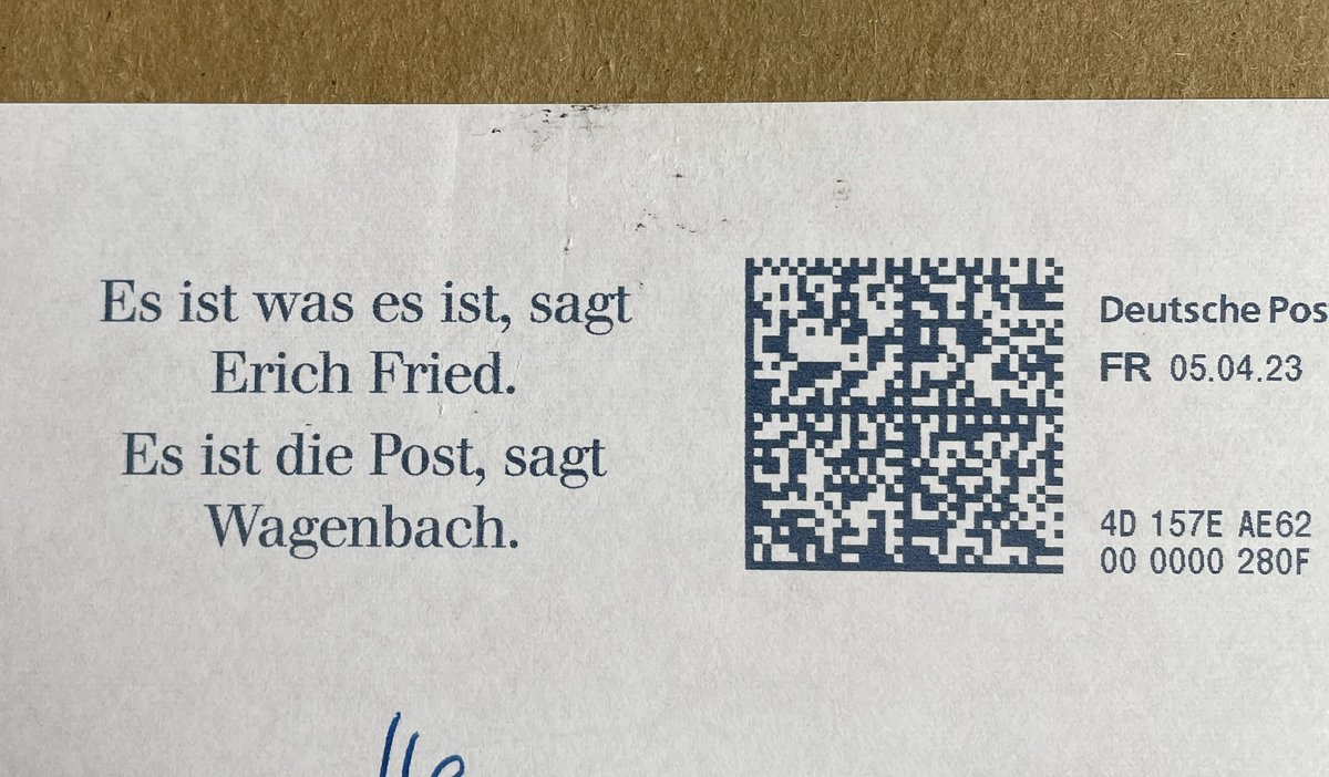Es ist Markenführung, sagt die Osterhäsin. Und grinst.