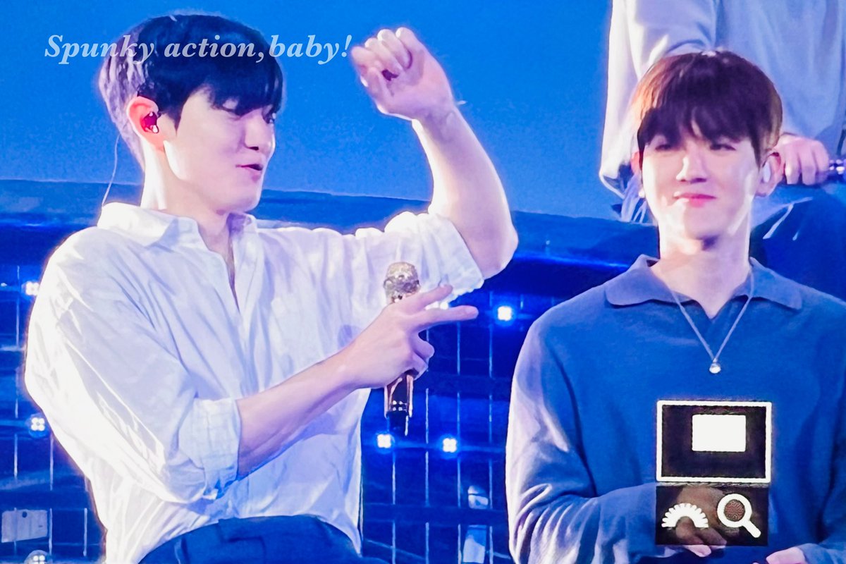 chanyeolit's tweet photo. 230408 #찬열 #CHANYEOL #EXO @weareoneEXO https://t.co/BUf7toHybu